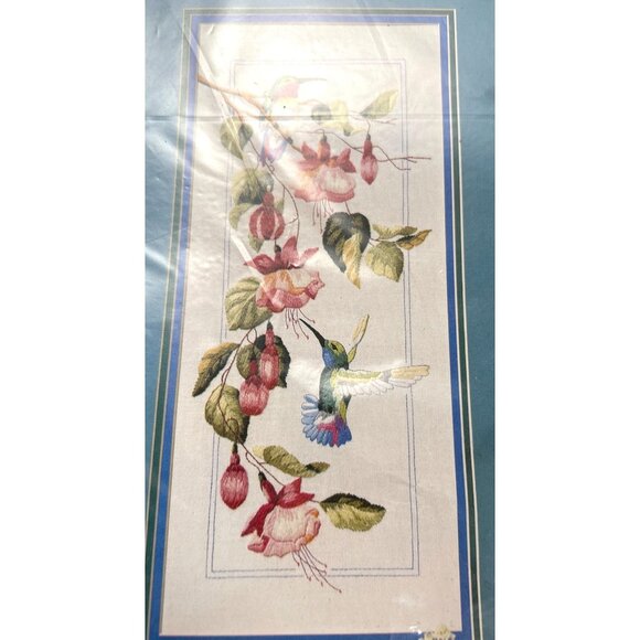 RARE Bucilla Crewel Kit Hummingbirds 8"x18" Floral Embroidery Craft Complete Set - Picture 1 of 4